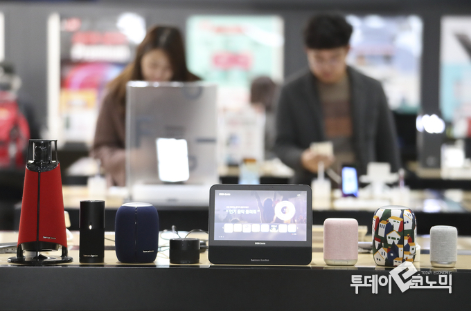 KT가 올해 1분기 AI 서비스 기가지니 가입자들이 가장 많이 말한 키워드를 뽑아 ‘기가지니 말해랭킹’을 1일 발표했다.(사진=KT)
