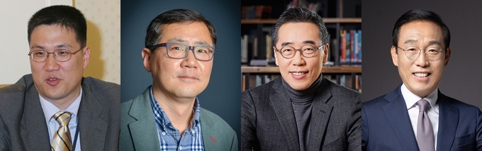 왼쪽부터 함돈희 펠로우, 박홍근 교수, 황성우 사장, 김기남 부회장. (사진=삼성전자)