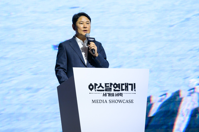 권영식 넷마블 대표가 15일 진행된 아스달 연대기 미디어 쇼케이스에서 발언하고 있다. (사진=넷마블)