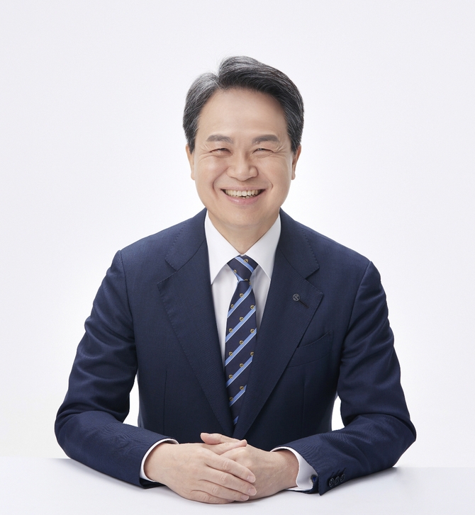 신한금융그룹 진옥동 회장. 사진=신한금융그룹