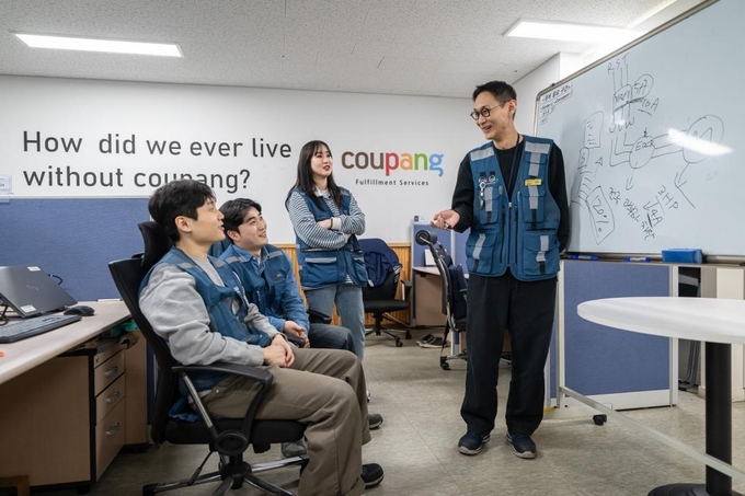 쿠팡 "AI·로봇 등 자동화 인력 750여명…1년 새 50% 증가" 사진=쿠팡