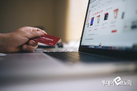 챗GPT로 쇼핑까지...구글에 도전장