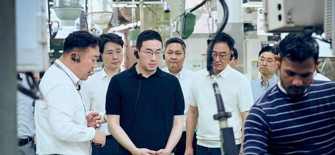 구광모 LG 회장, 인도네시아 현장 경영…배터리·가전·R&D 글로벌 성장 전략 점검