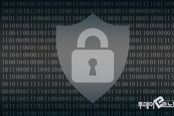 무너진 보안…KT, 문자 암호화 해제에 악성코드 은폐 의혹까지