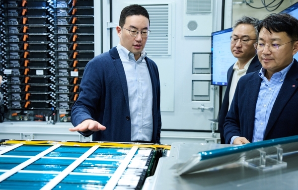 구광모 LG 회장, 美 ESS 거점·브라질 현장 직접 누볐다…"흔들리지 않는 사업 기반 확보"